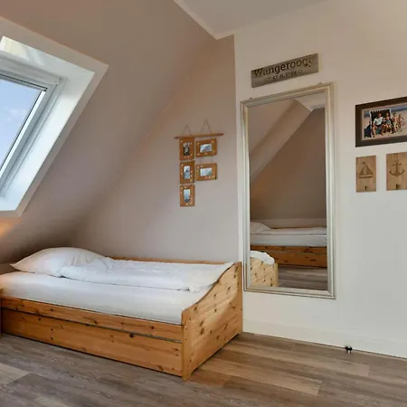 Haus Duenenrose Strandlaeufer Apartment Wangerooge