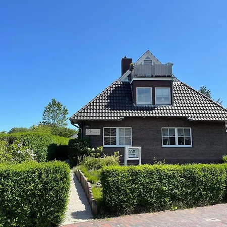 Haus Duenenrose Strandlaeufer * Wangerooge